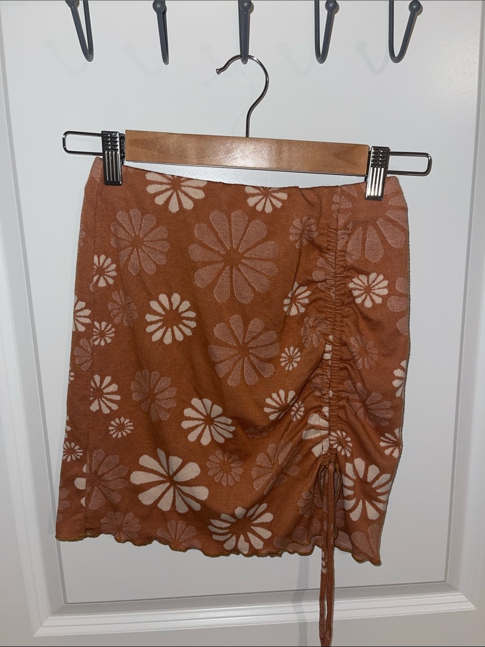 Floral Ruched Drawstring Mini Skirt - Rust Brown With Orange Tint